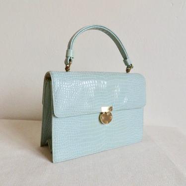Vintage 1960's Pastel Blue Faux Snakeskin Leather Structured Purse Top Handle Gold Clasp Hardware Mod Style Spring 60's Handbags J Miller 