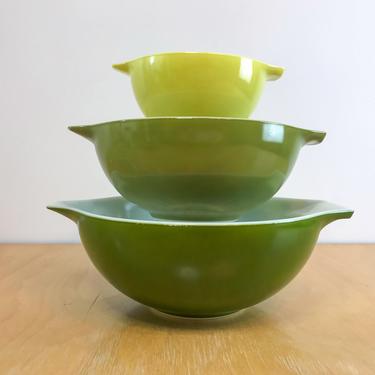 Vintage Pyrex Verde Green Cinderella Mixing Bowls Set of 3 - 441, 443, 444 
