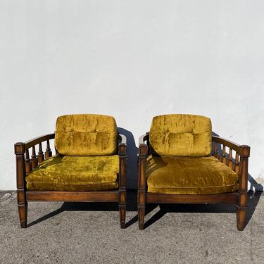 2 Vintage Chairs Barrel Set of Chairs Loungers Armchair Accent Chair Seating Wood Hollywood Regency Mid Century Modern Tufted Living Room 