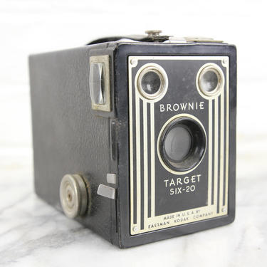 Eastman Kodak Brownie Target Six-20 Box Camera 