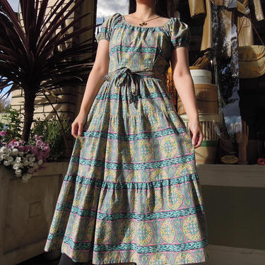 50's Cotton Floral Print Puff Sleeve Belted Dress VLV Southwestern Mexican Folk Style ~ Larger size 30&amp;quot; 31&amp;quot; Waist 