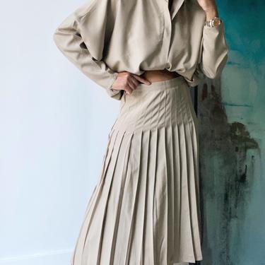 vintage pure silk statement avant-garde batwing top and pleated high rise skirt suit 