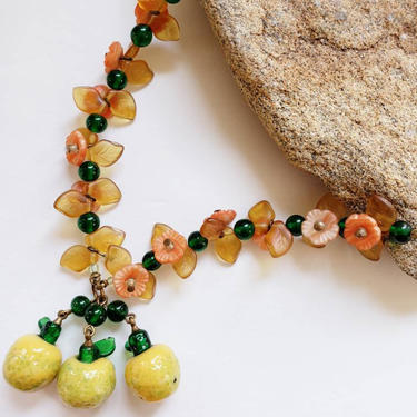 1930s Fruit Necklace Venetian Glass Beads Leaves Flowers Lemons Grapefuit / 30s Whimsical Choker Orange Peach Green Yellow / Lila 