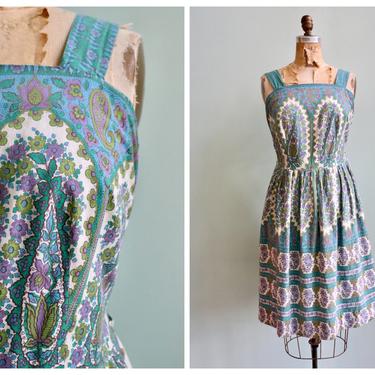 Vintage 1960's Floral Paisley Sun Dress | Size Medium 