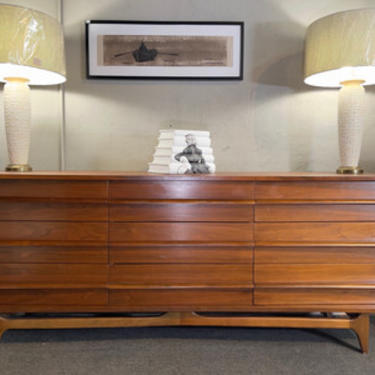 Young Furniture Curved Front Triple Dresser