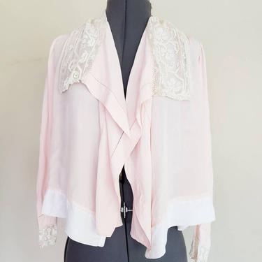 1930s Bed Jacket Pink Silk Cream Lace / 30s Pastel Jacket Apricolot and Cream / Shabby Chic Boudoir Lingerie / Plus Size XL / Dionne 