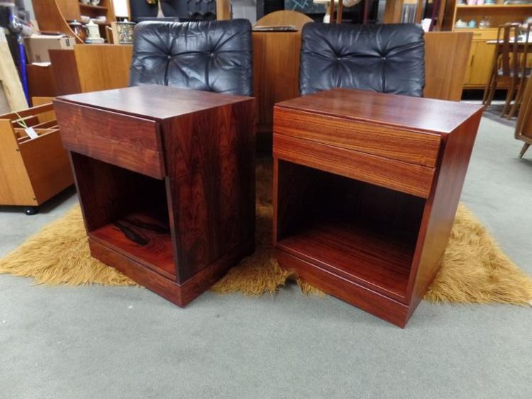 Pair of Danish Modern rosewood nightstands dresser by Vinde