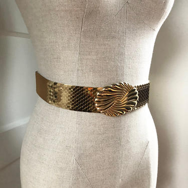 1970s / 1980s Shiny Gold Scale Statement Belt- Elastic and Metal- size xs/small 