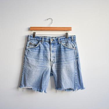 Vintage Levis Cut Off Jeans Shorts / Vintage Broken In Jean Shorts / Denim 34 waist / Vintage Levi Jean Shorts / 1970s Levis Cut Off Shorts 