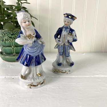 Colonial couple porcelain figurines in blue, white and gold - vintage romantic decor 