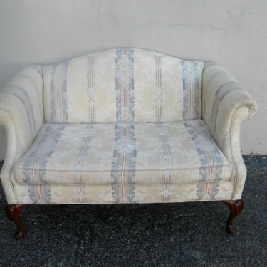 French Love Seat Settee by Bassett 2683X