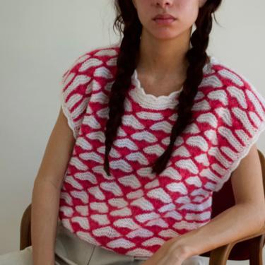 handknit heart vintage sweatervest / sleeveless pullover sweater by arsenickittyvintage