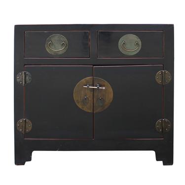Vintage Distressed Black Lacquer Oriental Chinese Side Table Cabinet cs4925S