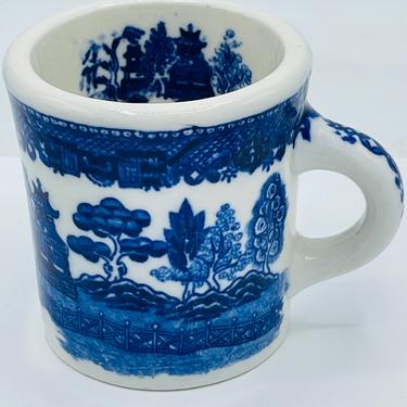 Vintage Blue Willow  Coffee Cup Mug Restaurant Ware Marked Japan in Blue-Nice Condition 