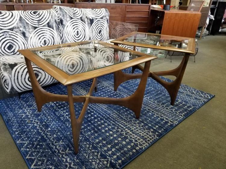                   Pair of Mid-Century Modern walnut and glass side tables with Pearsall style