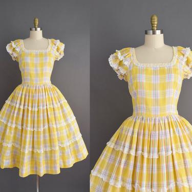 vintage 1950s dress | Adorable Yellow Plaid Print Puff Sleeve Full Skirt Cotton Dress | Medium Large | 50s vintage dress 