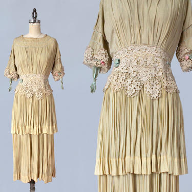 1910s Dress/ Edwardian Wedding Dress / RARE Ecru Pleated Gown / Very Wearable! 