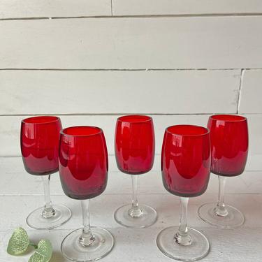 Vintage Red And Clear Glass Apertif or Digestif 1 oz Glasses, Set of 5 // Red Champagne Glass Or Shot Glass // Red Midcentury Barware 