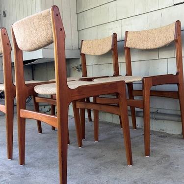 Set of 4 Danish Modern Teak Chairs by Erik Buch