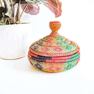 Vintage Intricately Woven African Basket with Decorative Lid in Lavender, Sea Foam Green and Pink 