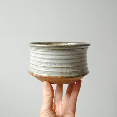 Vintage Handmade Pottery Bowl, Plant Pot, Pottery Planter, Ceramic Planter, Studio Pottery Bowl, Stoneware Bowl, Small Handmade Bowl 