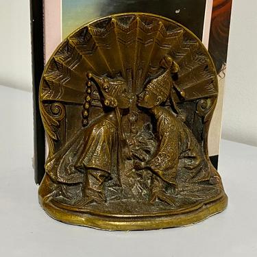 Pair of Art Deco Solid Bronze Kissing Couple / Lovers Bookends 