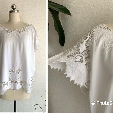 Vintage 1980s White Cut-Out Balinese Blouse | Size S-L 
