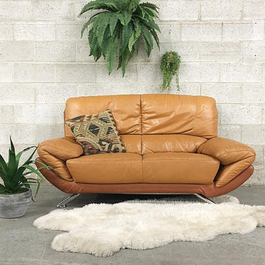LOCAL PICKUP ONLY ------------------ Vintage Leather Loveseat 