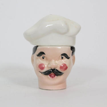 Cute Kitschy Chef Nesting Stacking Salt and Pepper Shaker Set with Hat Made in Japan 