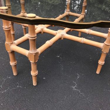 Vintage Baker faux bamboo coffee table with brass tray top 