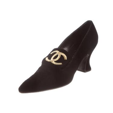 Vintage CHANEL CC Logo Black Velvet Loafers Heels Pumps 38 / 7 - 7.5 