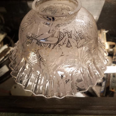 Etched Leaves Clear Glass Shade. Ruffled. 2.25 x 6