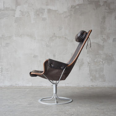 Bruno Mathsson Leather Lounge Chair. 