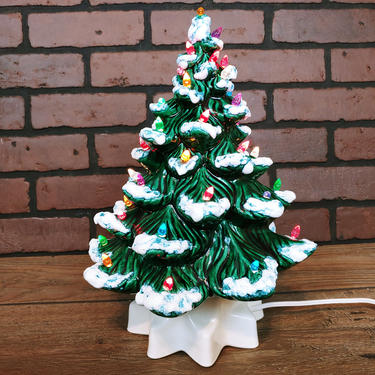 Vintage 13&amp;quot; Atlantic Mold Ceramic Christmas Tree 