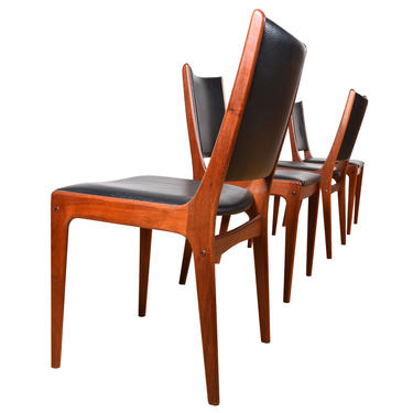 Set of 4 Teak and Black Dining Chairs by Johannes Andersen