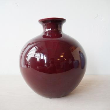 Bordeaux Pot, Vase
