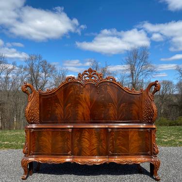 NEW - Vintage Ornate Carved Mahogany Bed, French Style Bedroom Furniture, Headboard and Footboard 