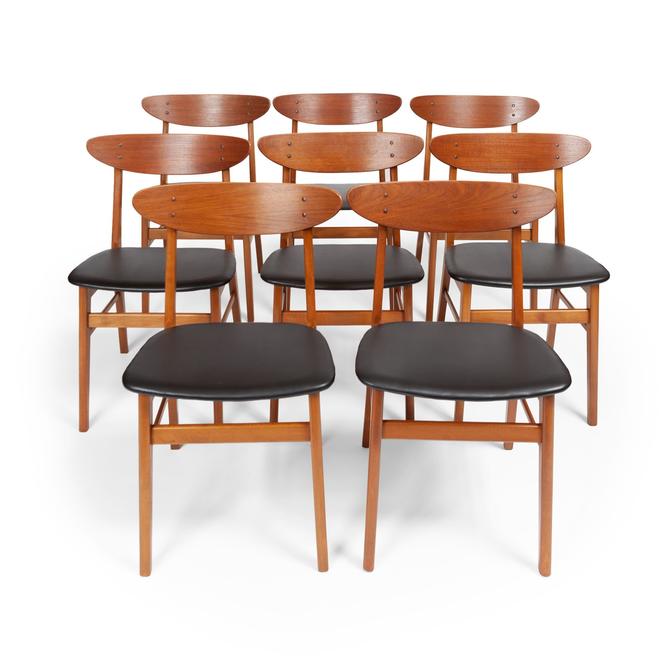Set Of Eight Farstrup Mobelfabrik Teak Danish Modern Dining Chairs