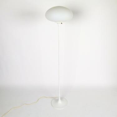 Laurel Lamp Co. Floor Lamp