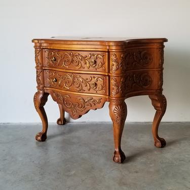 Century French Provincial - Style Carved Serpentine Top Chest 