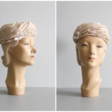 1950s taupe and ivory lace pillbox hat - 50s bridal hat / French Room - vintage lace hat / Stix Baer & Fuller - 50s bridesmaid hat 