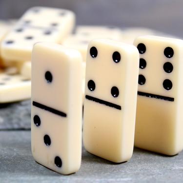 Set of 27 Ivory Colored Travel Sized Dominoes - Possibly Bakelite or Other Hard Plastic - Vintage Plastic Tiles | FREE SHIPPING 