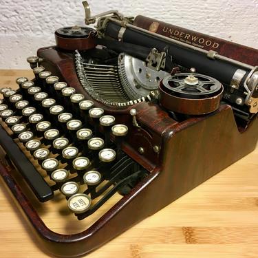 1928 Underwood Standard Portable Wood Grain Typewriter, Case, New Ribbon, Owner's Manual 
