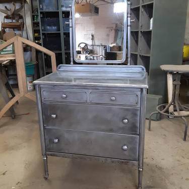 Simmons stripped steel chest of drawers 