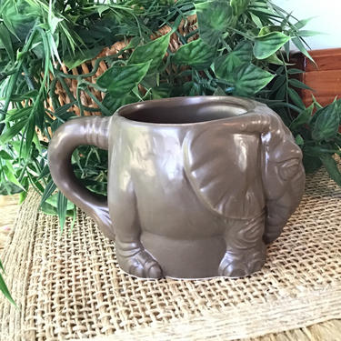 Random Vintage Ceramic Elephant Mug Enesco Coffee Mug 12 oz. 