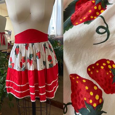 1970s red Strawberry novelty print bakers apron with ric-rac detail 