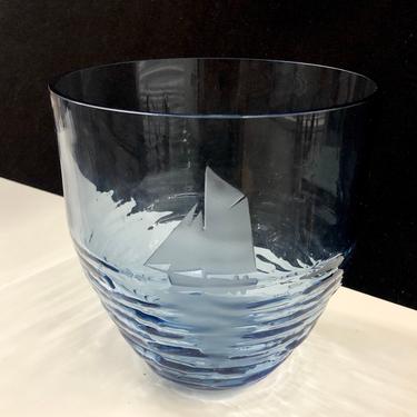 Lars Sestervik Steninge Slott Blue Water Etched Sailboat Glass Vase 