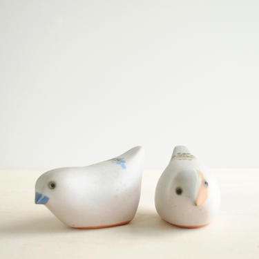 Vintage Pair of Ceramic Bird Figurines, Handmade Pottery Birds 
