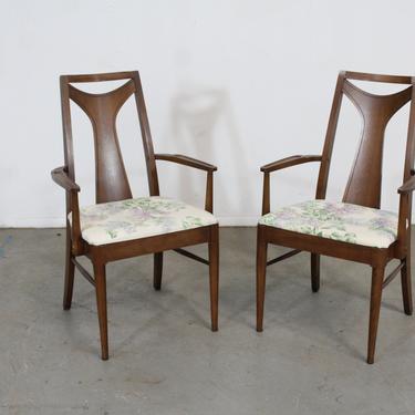 Pair of  Mid-Century Modern Kent Coffey Perspecta Walnut Arm Dining Chairs 