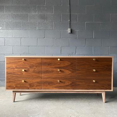 Handcrafted Mid Century Style 9-Drawer Dresser with OPTIONS for casing's color 